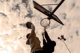 鲁尔：多特小将科尔-坎贝尔就转会接触了中日德兰和图尔贝里